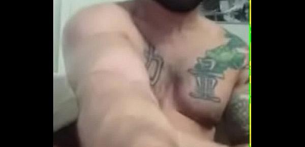  big bearded guy jerking